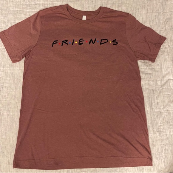NWT Friends TV Show themed Bundle crew neck t-shirt in burgundy like tone - Picture 3 of 14